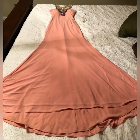 Tony Bowls formal gown - Picture 5 of 15